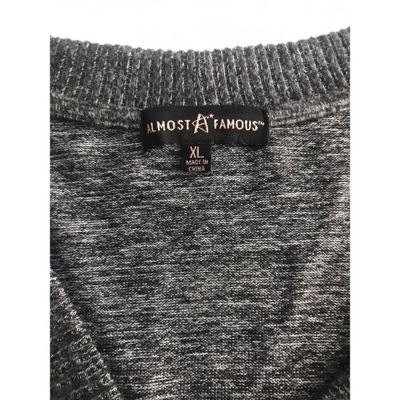 Almost Famous Womens Long Sleeve Pockets Open Front Sweater‎ - Gray/Size XL - Picture 3 of 9